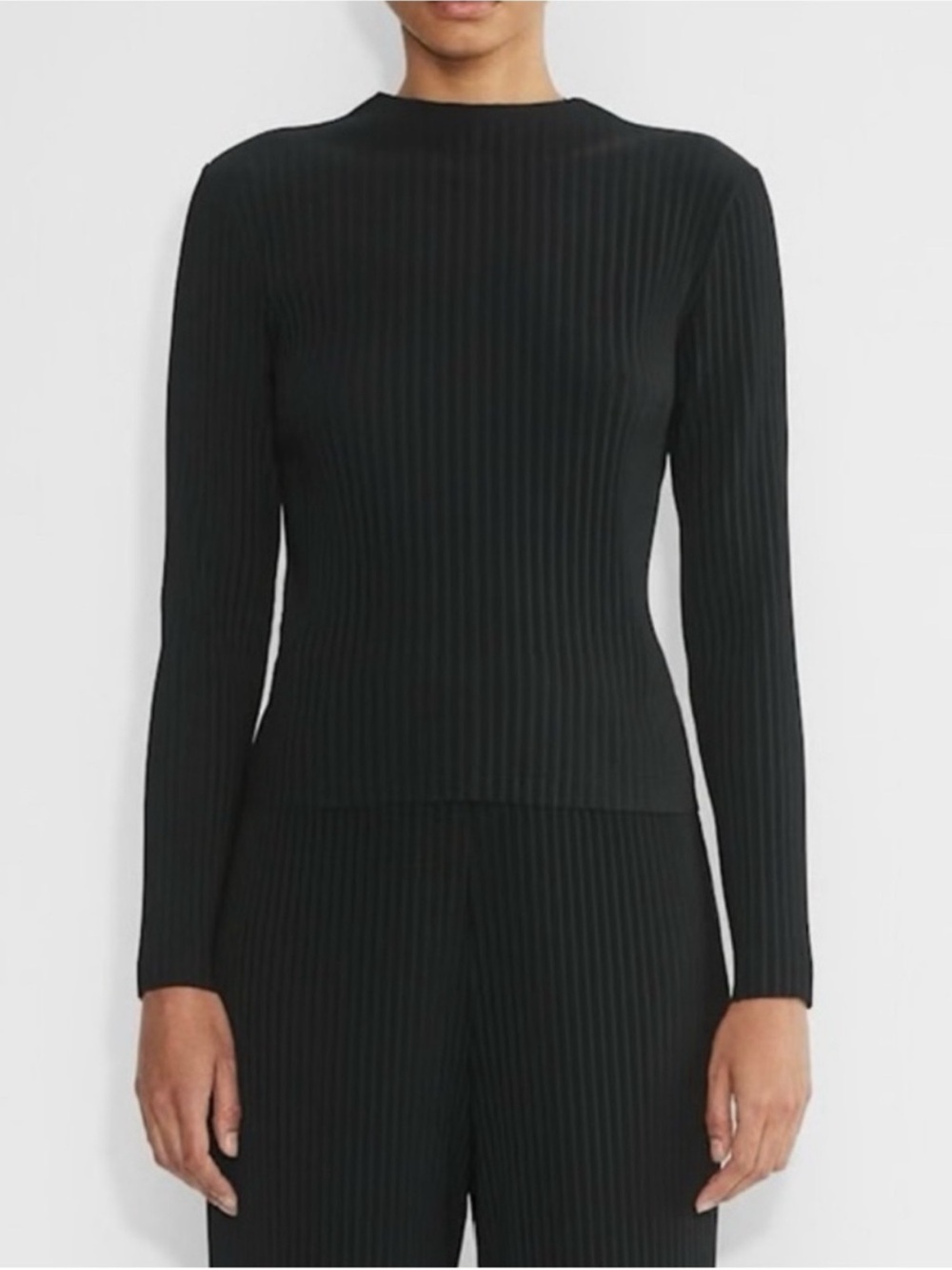 NWT Aritzia Babaton Advocate blouse